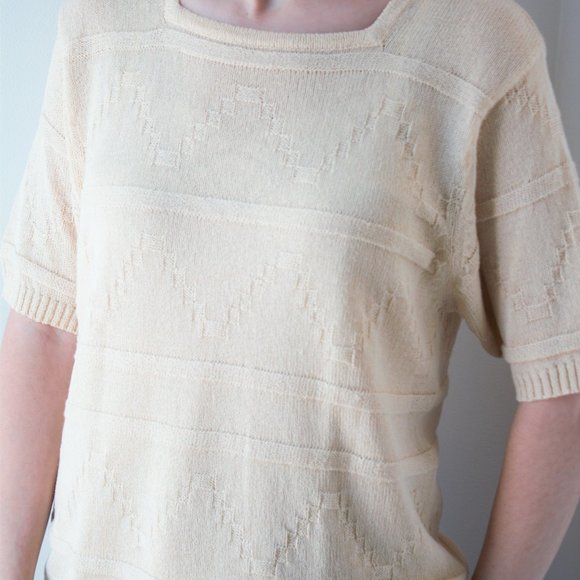 Vintage light yellow knit T-shirt - Picture 4 of 4